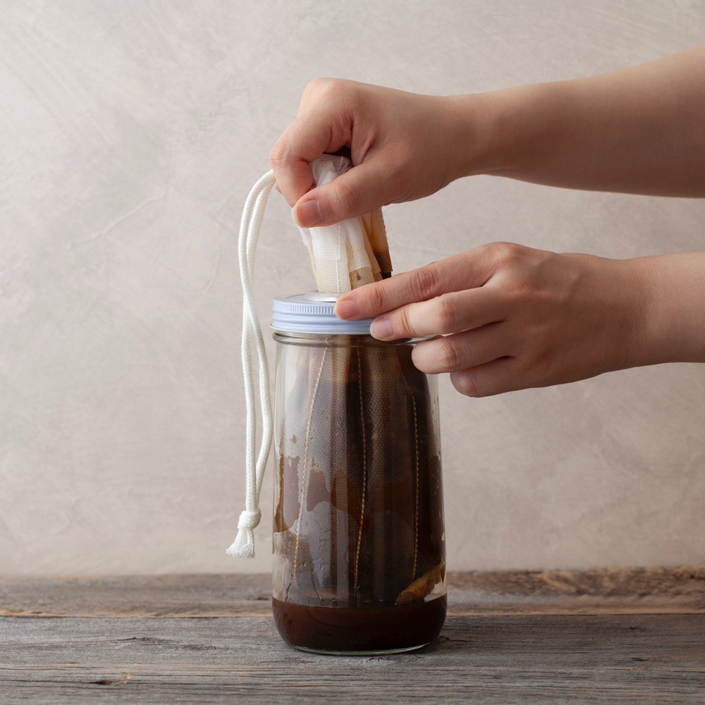 育てる醤油・ビン型しぼり器セット(ビンあり）