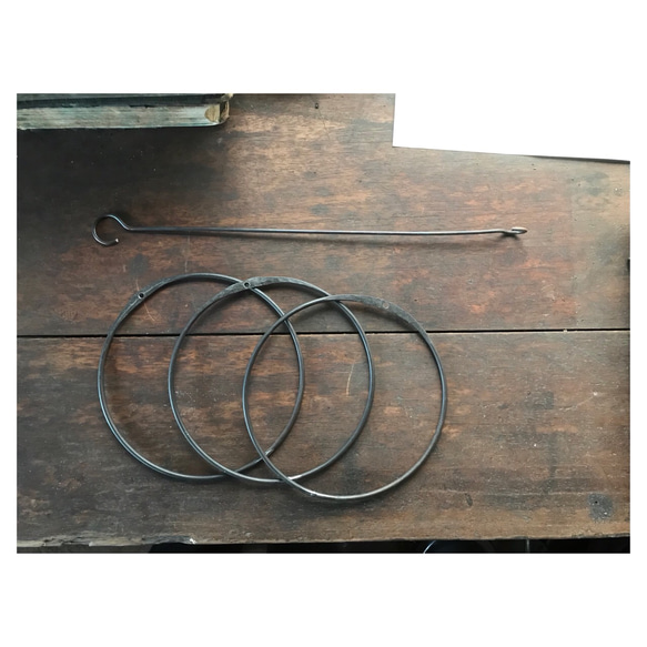 鉄のリング　アンティーク　ドライフラワー　アイアン　リース　スワッグ　鉄　ガーデニング　 3枚目の画像