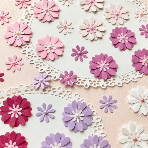 クラフトパンチのお花とレースペーパー〜アルバムデコレーション