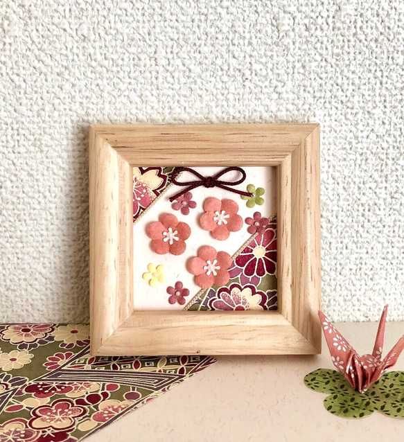 お正月飾り　可愛い和紙と梅の花のミニフレーム 2枚目の画像