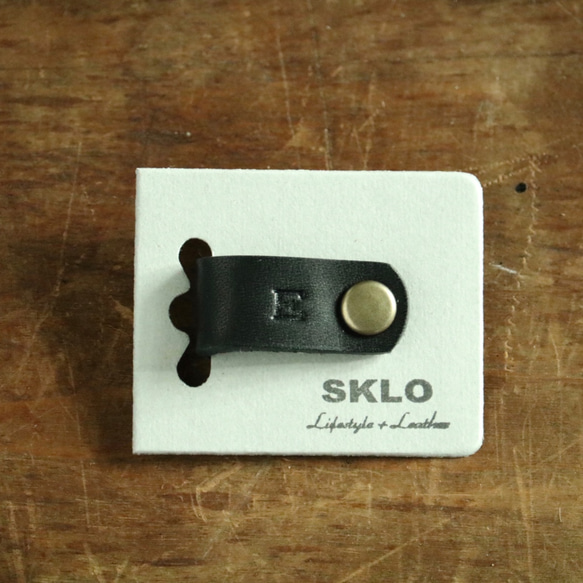 一組 11 個簡易電線固定器，不會遺失（包含免費首字母雕刻） 第7張的照片