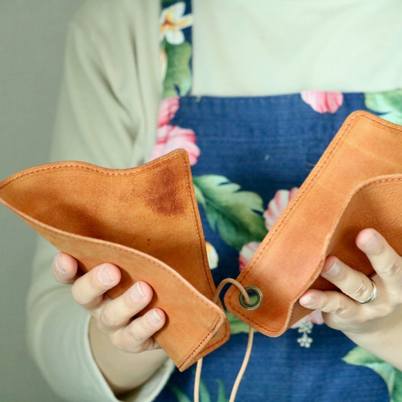 可雙手使用的皮革隔熱墊！ 第1張的照片