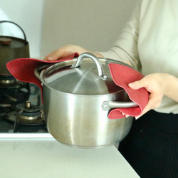 可雙手使用的皮革隔熱墊！ 第2張的照片