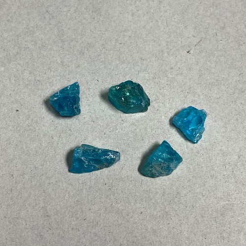 アパタイト 原石 10ct マダガスカル産 天然石 京都ジュエリー