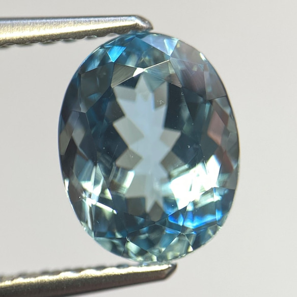 【お値引き中】アクアマリン ルース 1.927ct サンタマリアカラー NGLソーティング付き 7枚目の画像