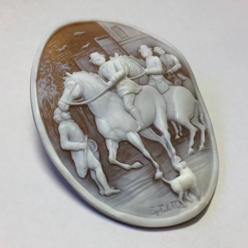 シェルカメオ ルース 約64×48mm 馬に騎乗する紳士を見つめる犬が
