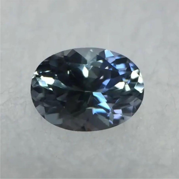 【タンザニア/メレラニ産】タンザナイトのルース 良品 非加熱 タンザナイト ルース 0.41ct タンザニア メレラニ産