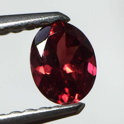 良品 レッドスピネル ルース 0.384ct 無処理 ワインレッドカラーが 