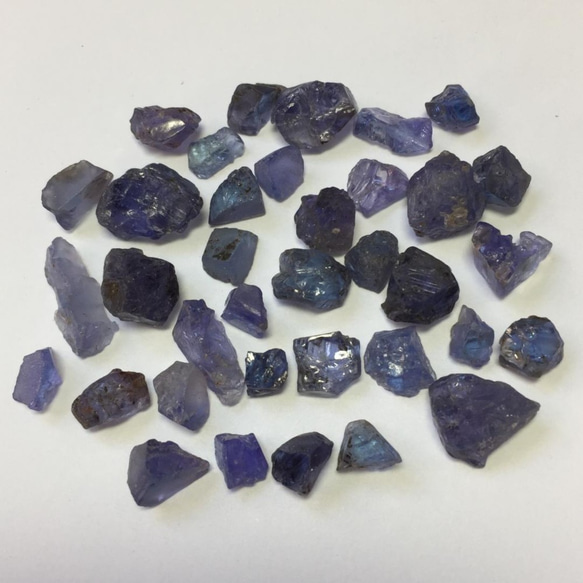 タンザナイト 原石 約50ct タンザニア産 色良いカラーが美しい