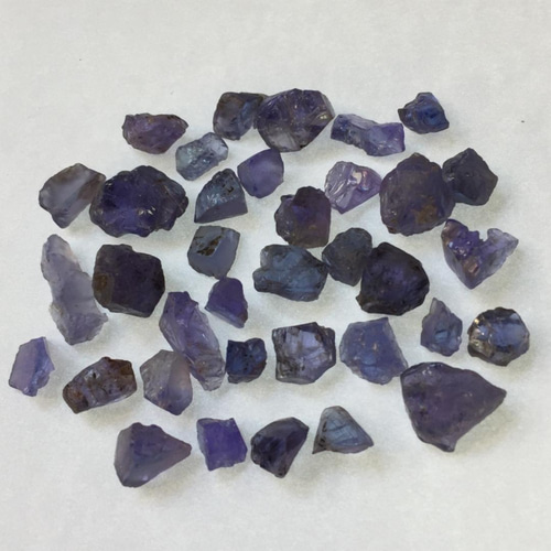 タンザナイト 原石 約50ct タンザニア産 色良いカラーが美しい