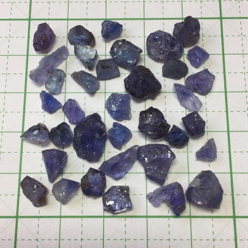 タンザナイト 原石 約50ct タンザニア産 色良いカラーが美しい 天然石