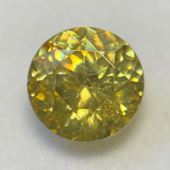 良品 大粒 スファレライト ルース 2.566ct スペイン産 日宝協ソ付き 1枚目の画像