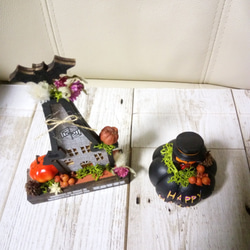 ハロウィンの２種　置物飾り　ブラックかぼちゃとおうちのアレンジ＾＾ 4枚目の画像