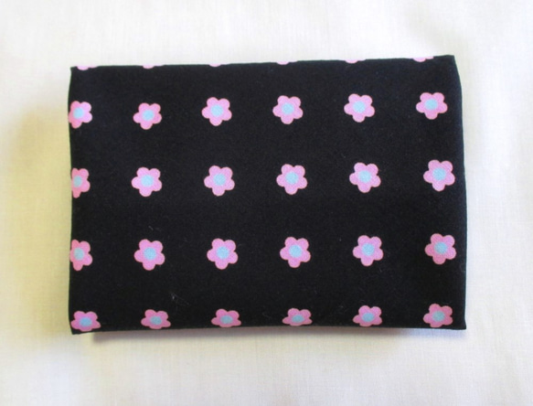 あづま袋のお弁当包み　【黒に小花ピンク】 2枚目の画像