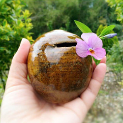 贈り物に最適！ユ二ークな形がかわいい花器・一輪挿し　【花球】 2枚目の画像