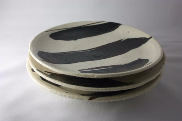 パスタなどのワンプレート料理に【平皿（中）　あぜ道】 5枚目の画像