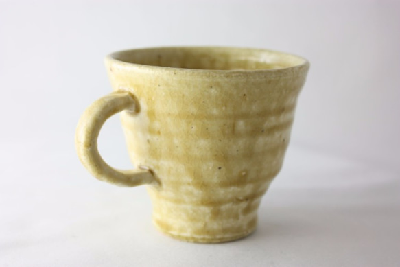 人気のナチュラルカラー　紅茶にも合う 【マグカップ 黄瀬戸】　 1枚目の画像