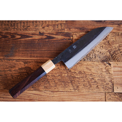 特別価格 鍛造ステンレス銀三鋼 牛刀 210mm 花梨瘤拭き漆白水牛八角柄