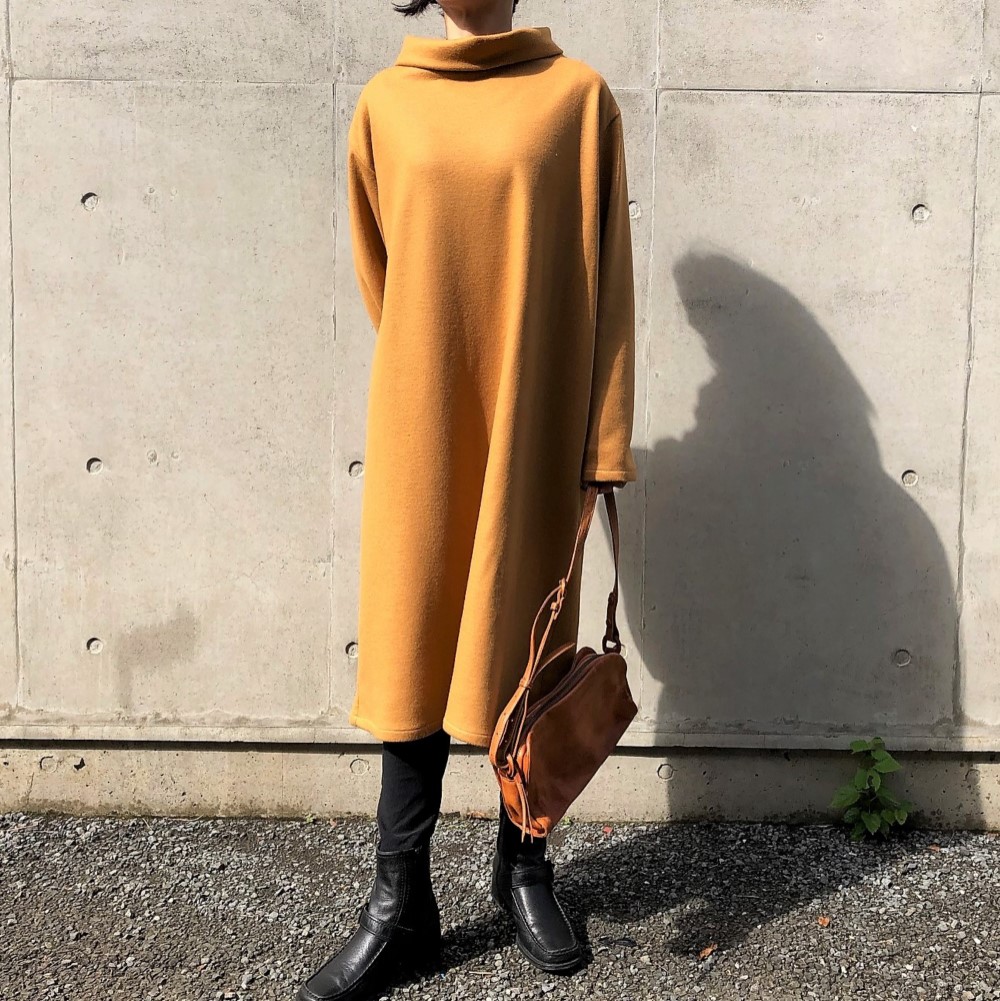 【美品】meer.メーア リブニットロングワンピース イエロー ハイネック 美品】meer.メーア リブニットロングワンピース イエロー ハイネック