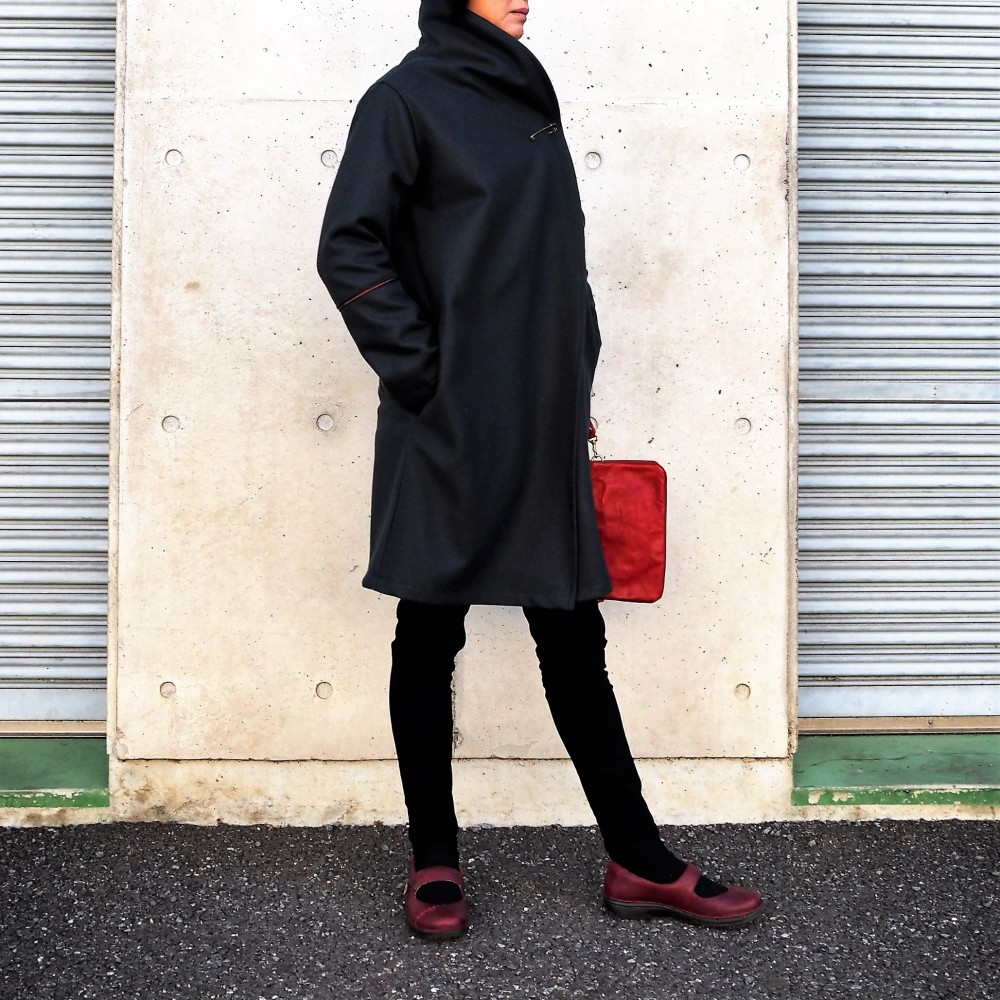 カシミヤ中肉ウール　ダークグリーン　袖口テラコッタ　切り替え　シンプルコーディガン