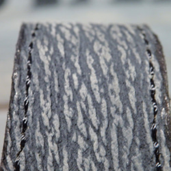 キーループ シャークスキン スタッズレザーキーループ レザー サメ革 手縫い レザークラフト 革小物 限定品 新品未使用 5枚目の画像