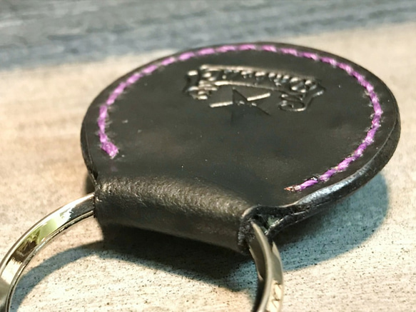 キーリング コードバン スタッズキーホルダー 手縫い 革小物 レザークラフト ハンドクラフト 馬革 限定品 新品未使用 5枚目の画像