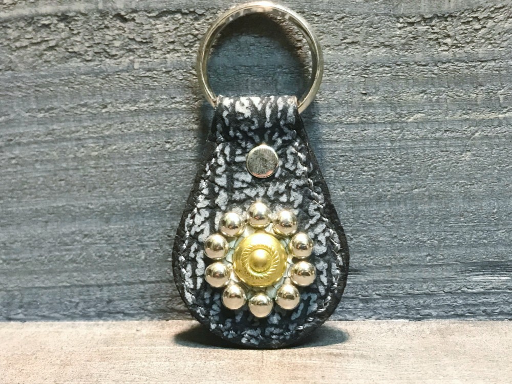 キーホルダー シャークスキン サメ革 キーリング 手縫い レザークラフト 革小物 ハンドメイド 限定品 新品未使用