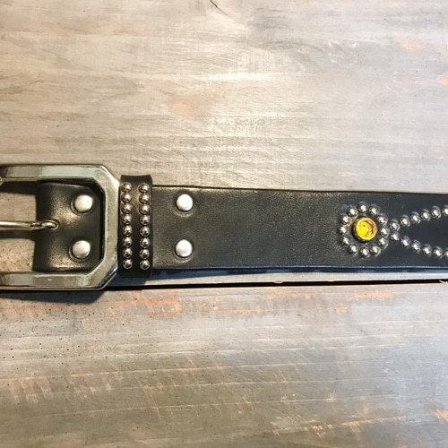 スタッズキーループ UKサドルレザー ベルトキーループ リザード