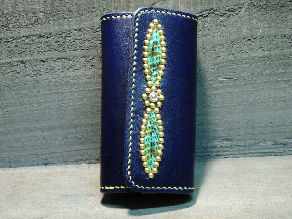 キーケース ルガトーレザーリザード 手縫い トカゲ革 レザーキーケース レザークラフト 革小物 限定品 新品未使用