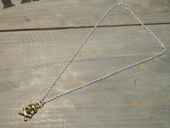 スカルクロスボーン ペンダントトップ 真鍮アクセサリー 髑髏骸骨 ネックレス ハンドメイド スカルネックレス 新品未使用 5枚目の画像