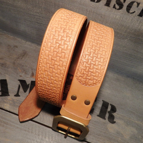 レザーベルト バスケットスタンプ革ベルト 手打ち バスケット柄 手染め