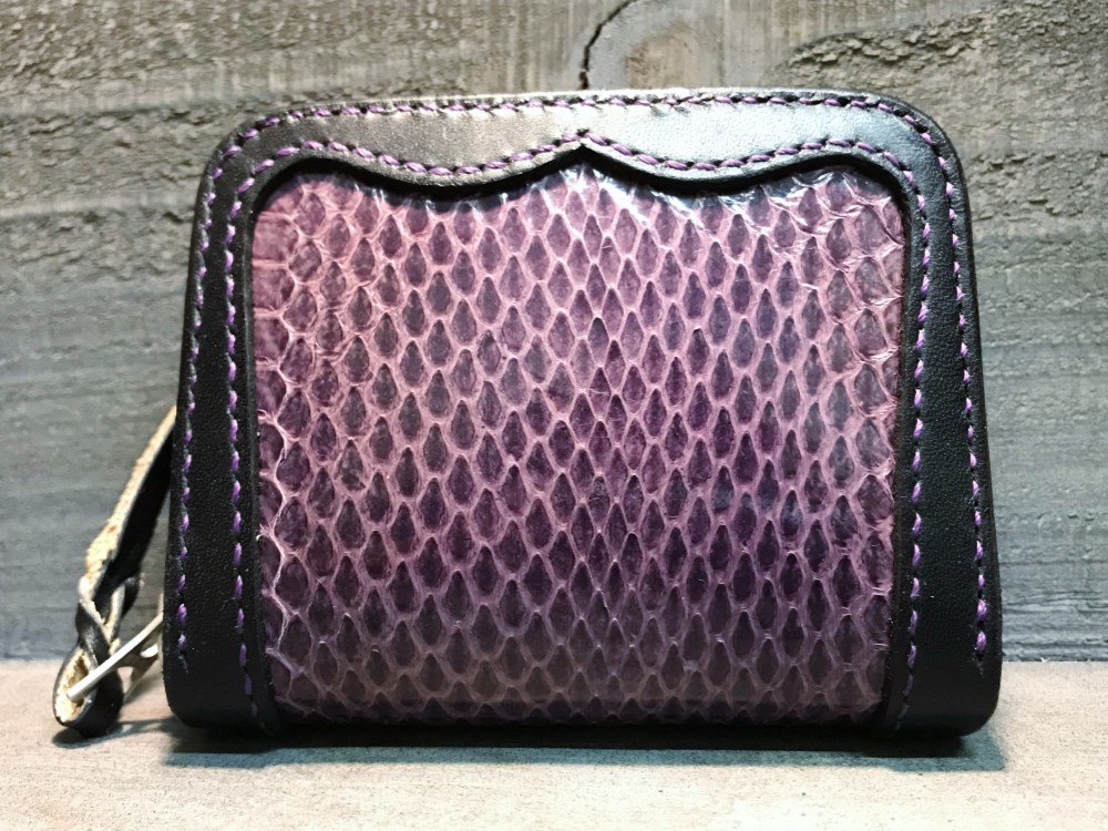 小銭入れ コインケース コブラ革 サドルレザー ヘビ革 革財布 レザークラフト 革小物 手縫い 限定品 新品未使用