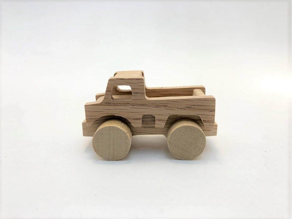 237新品・未使用　木のおもちゃ　手作り木製自動車 トラック　木製玩具　乗用玩具 237新品・未使用 木のおもちゃ 手作り木製自動車 トラック 木製