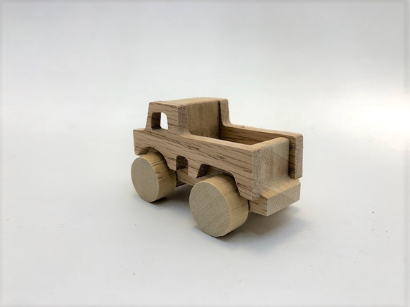 木のおもちゃ 車 クルマ くるま 　トラック　赤ちゃん おもちゃ 木育 日本製 自然  ベビー 安心 安全 3枚目の画像