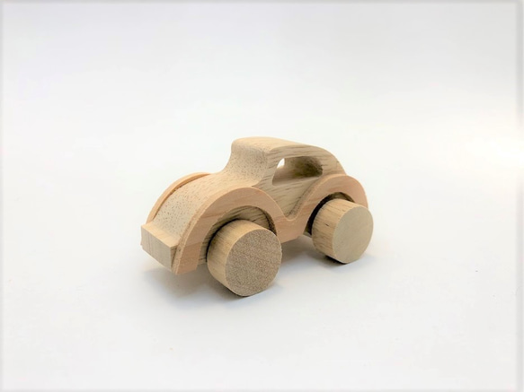 木のおもちゃ 車 クルマ くるま 赤ちゃん おもちゃ 木育 日本製 自然 日本製で手になじむおもちゃ ベビー 安心 安全 2枚目の画像