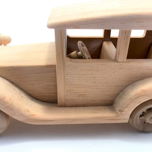 手作り木製クラシックカーおもちゃ：ヴィンテージスタイルの素朴な装飾