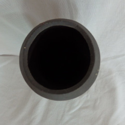 花瓶　紐づくり　黒土に白のラインにこげ茶の斑点 4枚目の画像