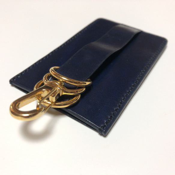 ルガトー2ポケットカードケースパスケース縦型紺ネイビーナスカンDカン金具付き金ゴールド 10枚目の画像