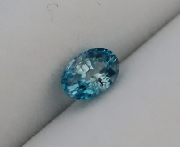 《No,15》ブルージルコン 1.212ct　【宝石 ルース】 2枚目の画像