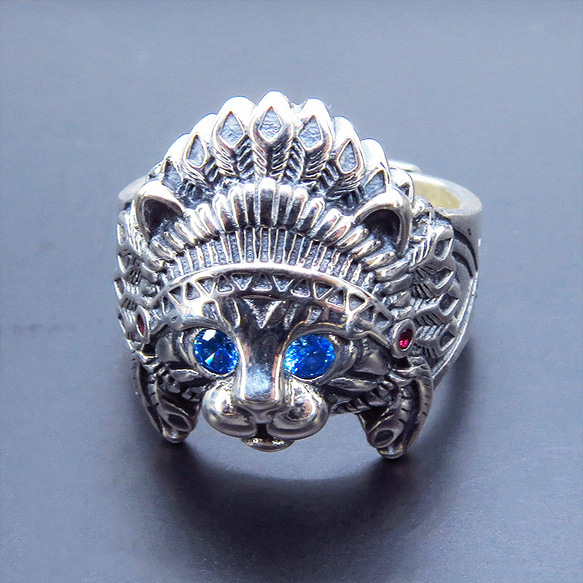 再販×3】シルバー925 インディアンの羽飾りをつけた猫フェイス 再販×3】シルバー925 インディアンの羽飾りをつけた猫フェイス