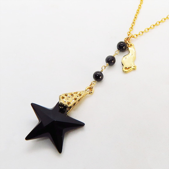 ブラック 星形ペンダント ネックレス（ヘキサグラム 六芒星