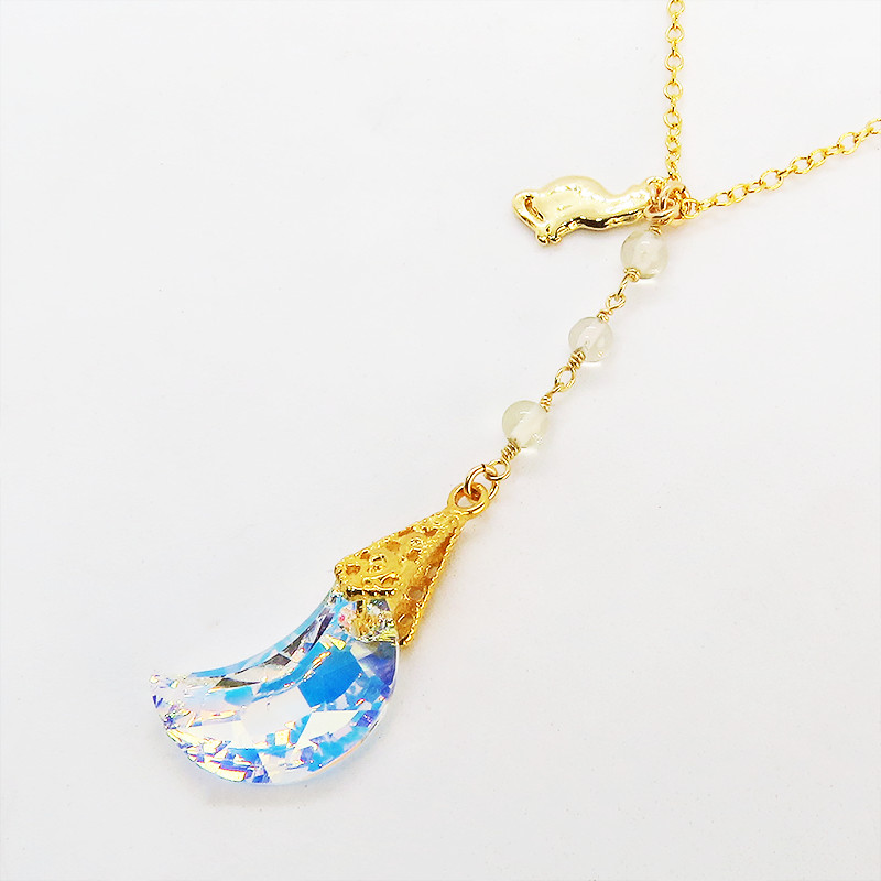 14KGF 猫モチーフのネックレス 大粒の三日月型スワロフスキーと3連レモンクオーツ