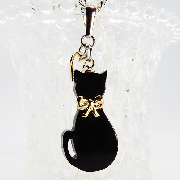 黒猫シルエットモチーフとハートのワンポイントの大人可愛いネックレス SV925変更可 7枚目の画像