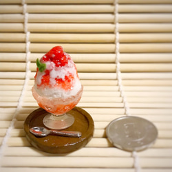 【受注生産】ミニチュアイチゴかき氷 2枚目の画像