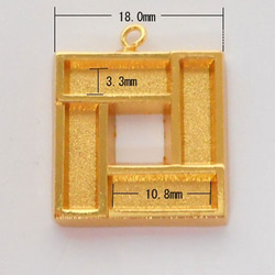 SHAREKI エポキシ樹脂粘土  スクエア（四角形）ペンダントフレーム  ゴールド  squ-pen2-g 1枚目の画像