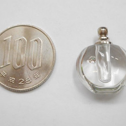 香水 アロマペンダント ネックレス ガラス容器 香水瓶 0.1cc アップル型（ラインストーン付き） ko-appl 3枚目の画像