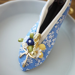 高跟鞋造型印鑑盒 (blue flower) 第1張的照片