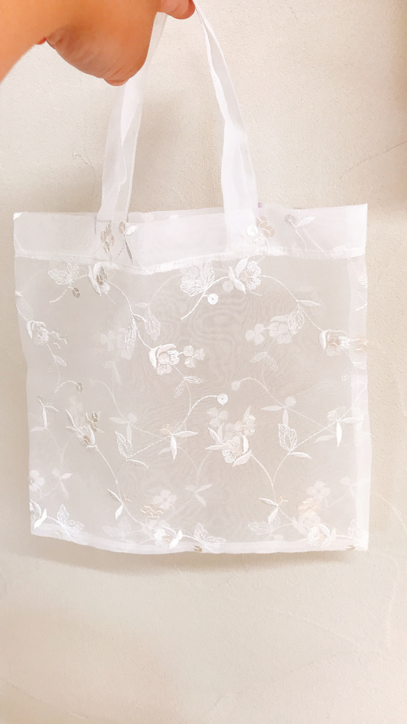 花刺繍 エコバッグ 洗える オシャレ 可愛い オーガンジー 1枚目の画像