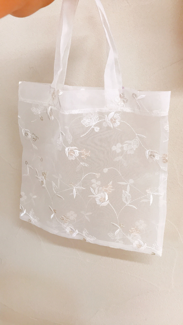 花刺繍 エコバッグ 洗える オシャレ 可愛い オーガンジー 2枚目の画像
