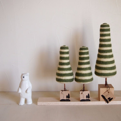 シマシマの木　(Ｓ)　緑×白　受注製作品 1枚目の画像